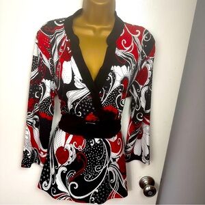 J.T.B‎ Petite Red White Black Clear Shimmer Sequins Attached Belt Floral Top XL